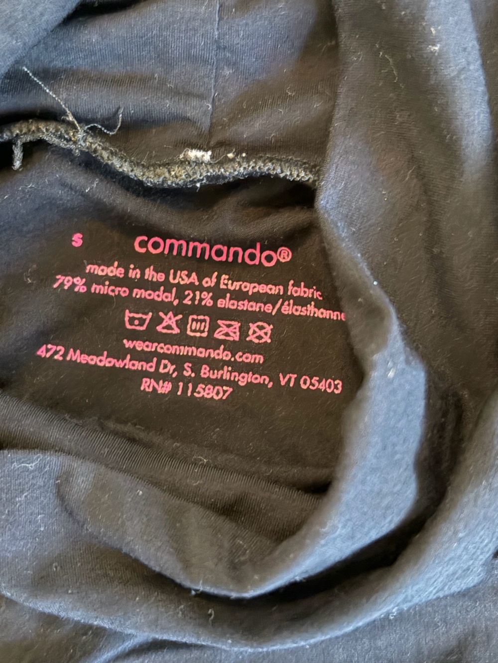 Commando Butter Black Long Sleeve Cropped Turtleneck Top S - Picture 4 of 4